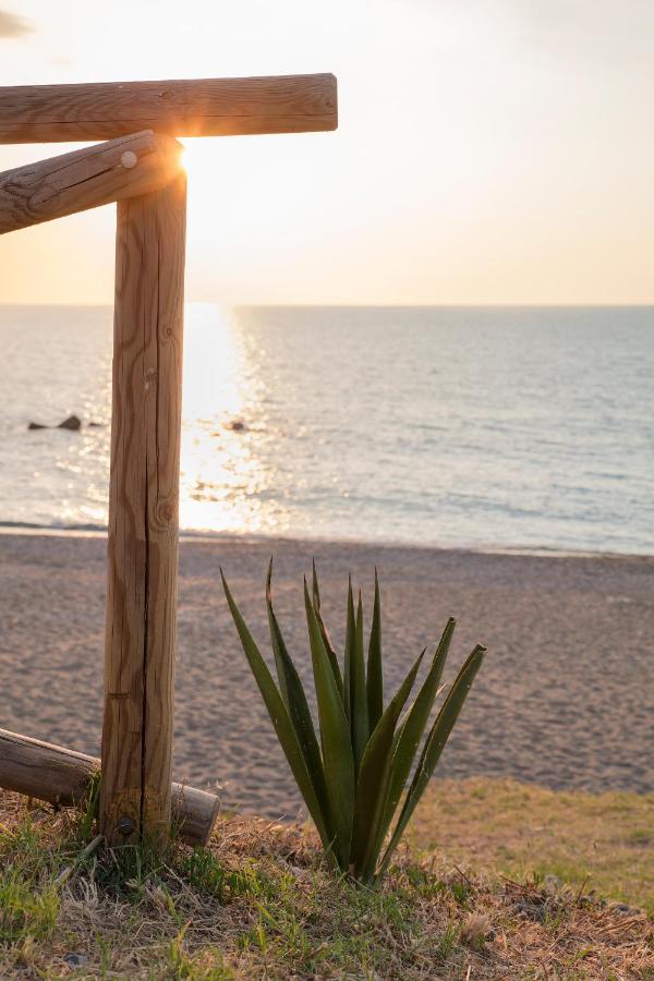 B&B Stella Marina Capo dʼOrlando Εξωτερικό φωτογραφία