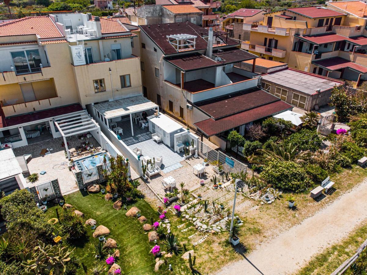 B&B Stella Marina Capo dʼOrlando Εξωτερικό φωτογραφία